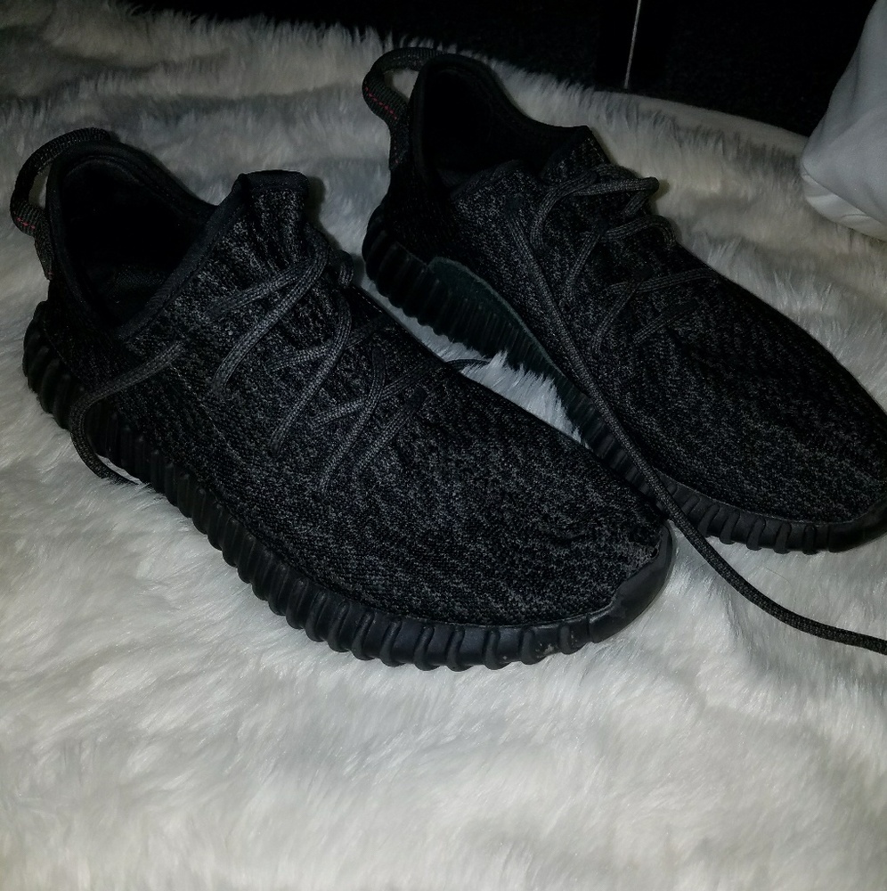 Pirate Black Yeezy Adidas Boost 350 Size 9 Mens